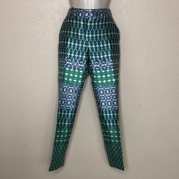 J Crew Collection Multicolored Floral Pattern Crop Pant - Picture 2 of 13